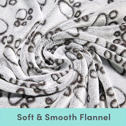 Soft Fluffy Pet Blanket – Warm Comfort Throw for Cats & Dogs - Mozie